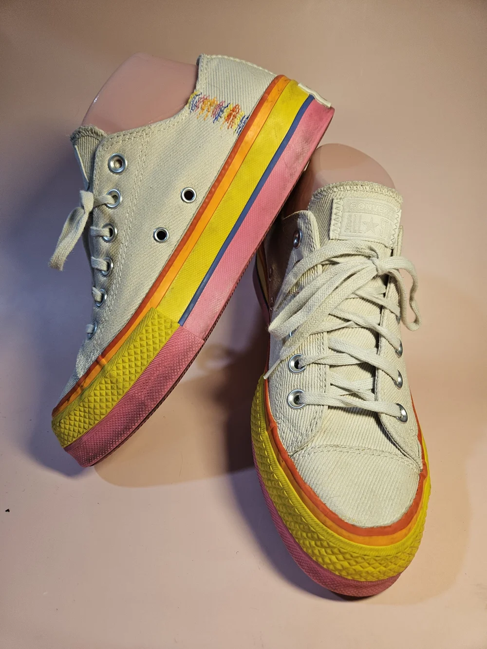 Converse cream colored